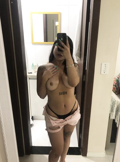 Tatuada da faculdade vazada por seguidor