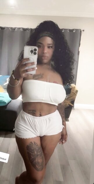 Dark skin Cuban with big ole titties and phat cat