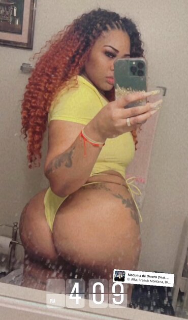 Dark skin Cuban with big ole titties and phat cat