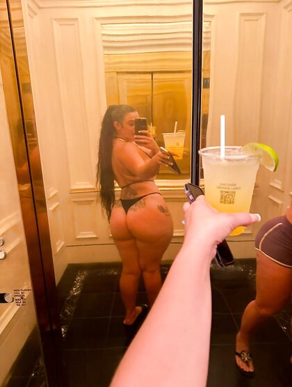 Thick tatted Latina