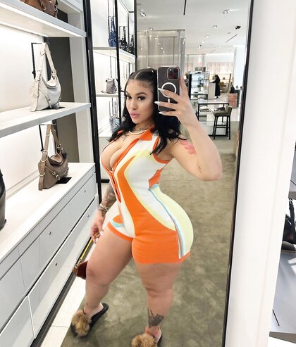 Another expensive peace of pussy