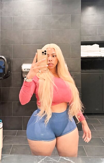 Her body is crazy! J@zmine Elizabeth