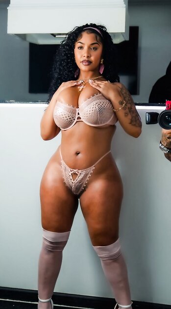 Shaay sexy ass