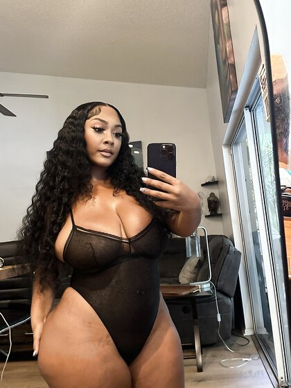 Shaay sexy ass