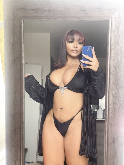 Shaay sexy ass