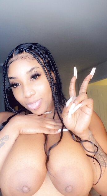 Just A Thick Jamaican ????????