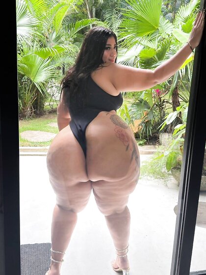 Latina Laura