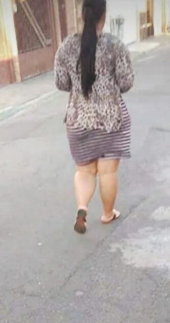 tia gostosa