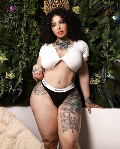 Queen Azita 1