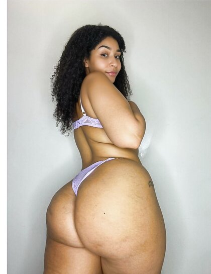 Sexy light skin ebony Violet
