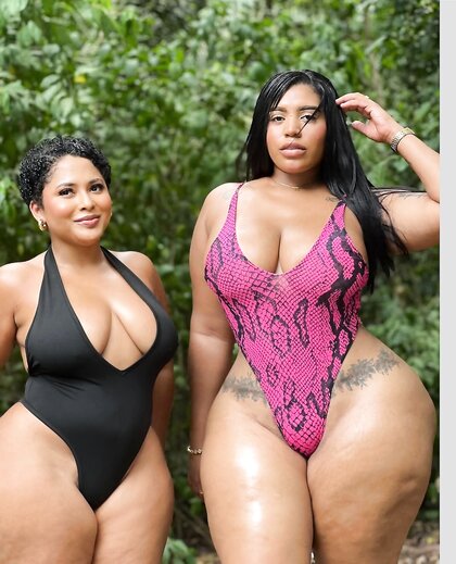 Desireth with her huge ole booty