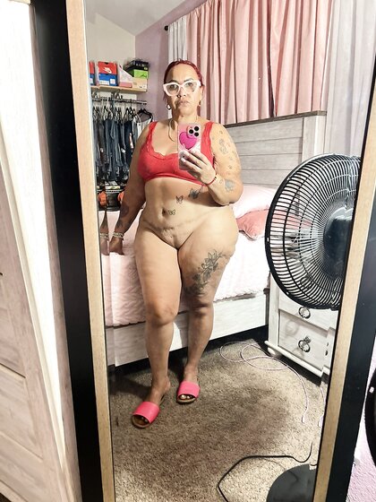 Grandma got chopped up and now she don’t know how to act. Fellas smash or pass