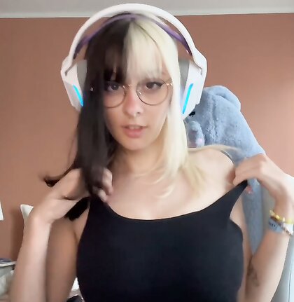 E-Cuties 8