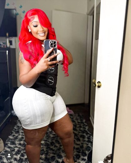 Cute, sexy and Thick!