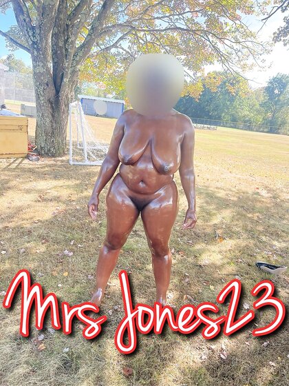 Mrs Jones Ebony MILF