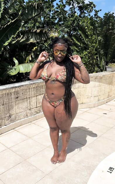 Damn Dani chocolate thickness