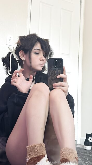 E-Cuties 7