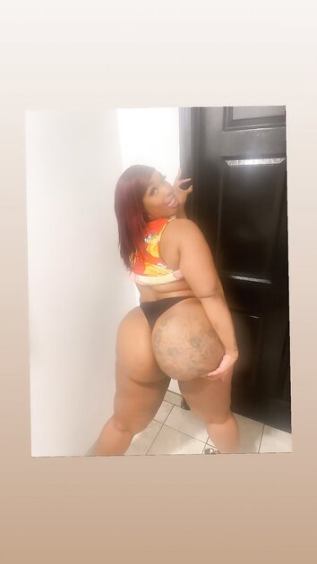 Sexy Tatted Thick Ebony