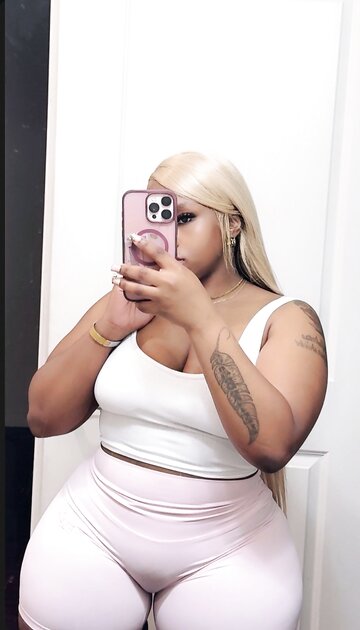 Sexy thick ????
