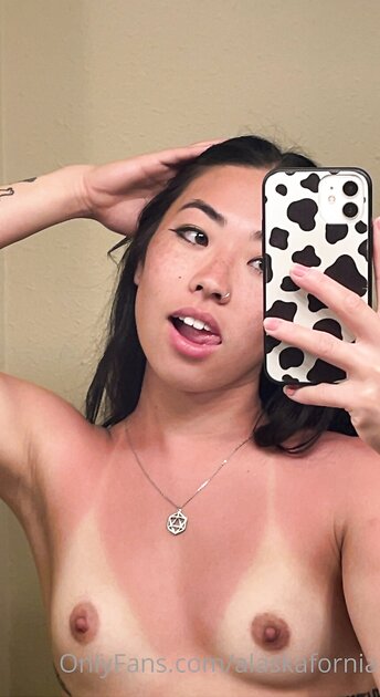 Asian Cuties 22
