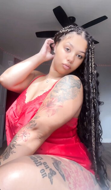 So pretty face alone will make you bust ????