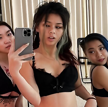 Asian Cuties 58