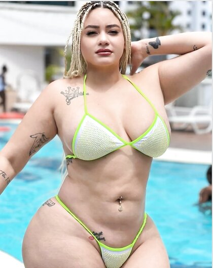 Panamanian Latin slut