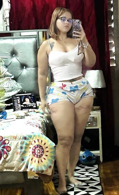 Dominican Milf