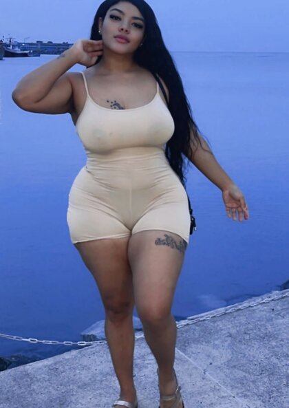 Thick Latina with Wide hips and Phat Pussy