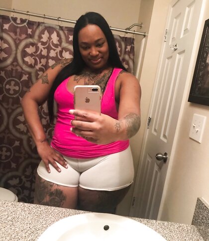 Thick ass Nikkie smash or pass