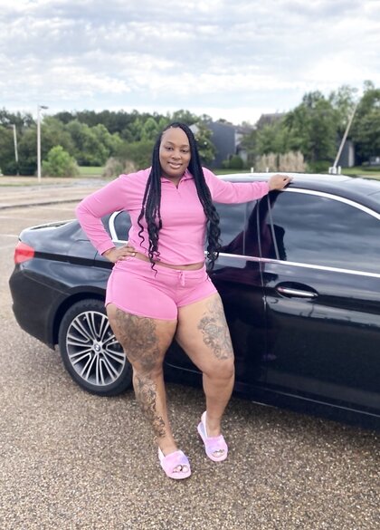 Thick ass Nikkie smash or pass