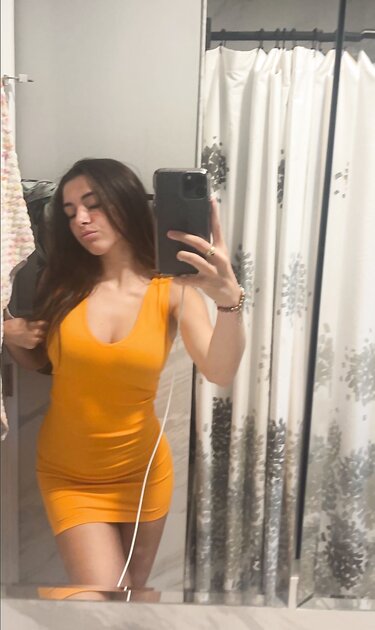 Evangeline G - Hot vsco teen (St. John’s)