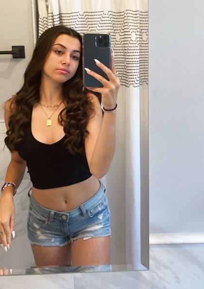 Evangeline G - Hot vsco teen (St. John’s)
