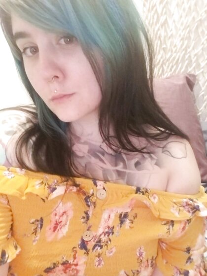Sexy big tut slut