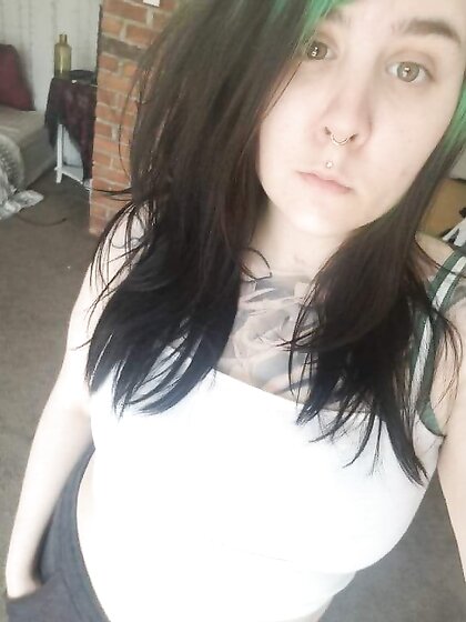 Sexy big tut slut