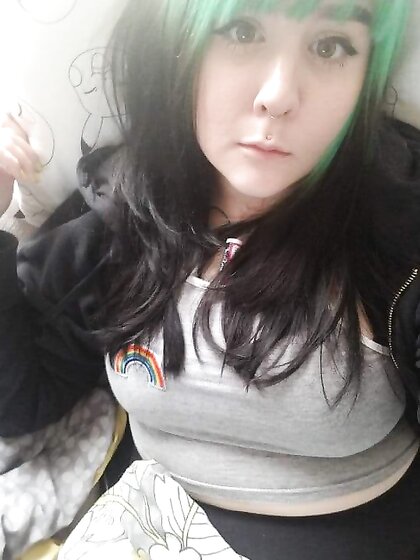 Sexy big tut slut