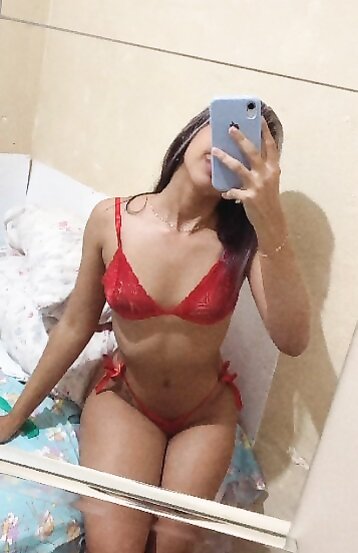 Vagabunda exibo do insta, novinha ama ser o motivo da punheta dos mano ✊????????