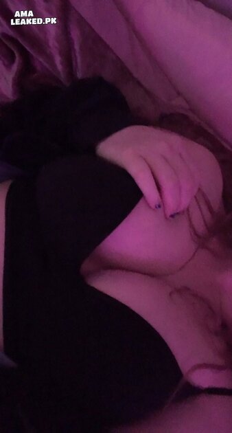 Ⓛⓔⓐⓚⓔⓓ - Taylor W