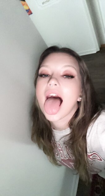 Ⓛⓔⓐⓚⓔⓓ - Taylor C #2