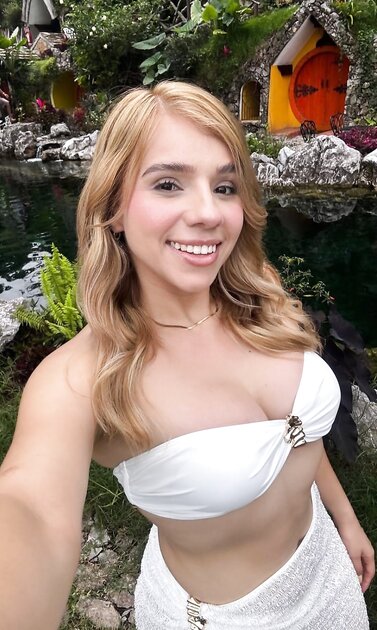 Emily M Influencer, escort y maestra de primaria de las más caras de Tampico