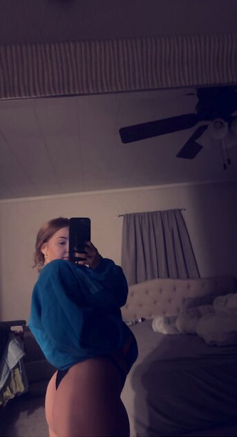 Ⓛⓔⓐⓚⓔⓓ - Ashlyn