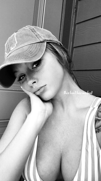 Ⓛⓔⓐⓚⓔⓓ - Ashlyn