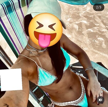 Morena gostosa da academia