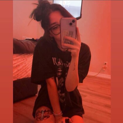 Thoughts on my gf Ava Kik meadll00