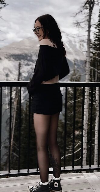 Thoughts on my gf Ava Kik meadll00