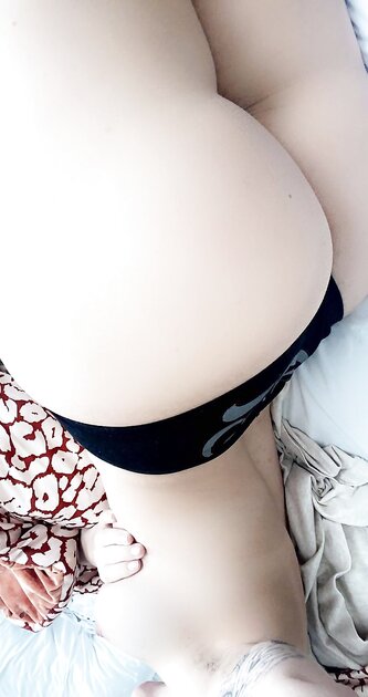 Ⓛⓔⓐⓚⓔⓓ - Taylor C #4