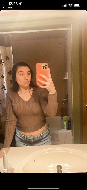 Brooke G