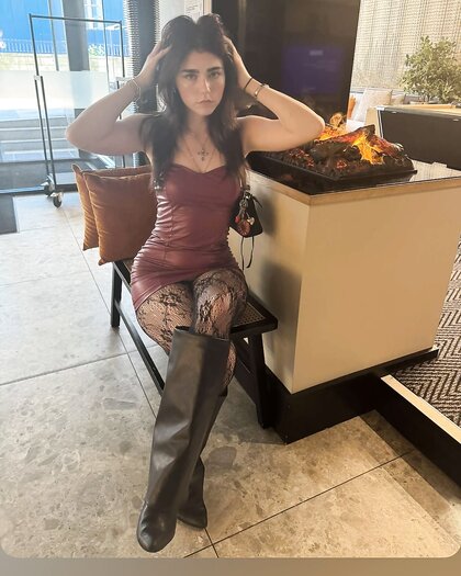 Rena, 18. Tiktok slut submitted. 5027 followers