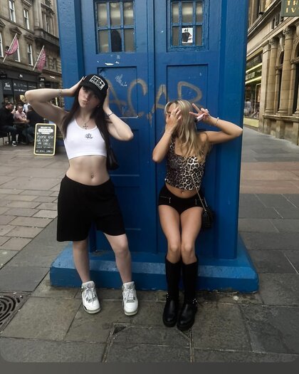 Rena, 18. Tiktok slut submitted. 5027 followers