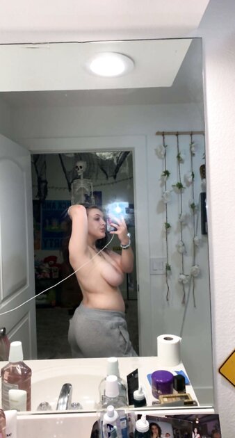 23yo webslut Emma